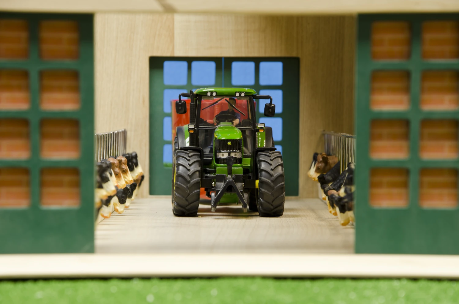 Kidsglobe Luxe Ligboxenstal Met Roosters 1:32 - Afbeelding 4